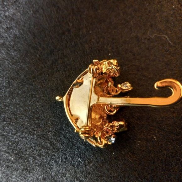 Umbrella with Rhinestone Rain Drops Gold Tone Metal Brooch Cottagecore Grandmaco - Picture 4 of 6